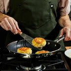 Hybrid Fry Pan with Lid, 10"